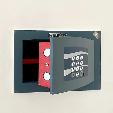 Faenza 18, A Cozy Apartamento Milán